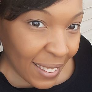 Meet your Posher, Letisha